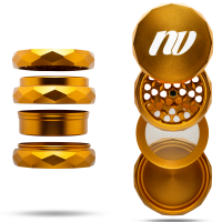 NV Grinder Magnetic Pyramid Grinder 4-Piece Ø 63 mm Growbee x Skinnywillswissen Edition Dunkelgrün