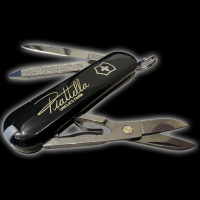 Piattella x Uncles Farm Victorinox Classic Black